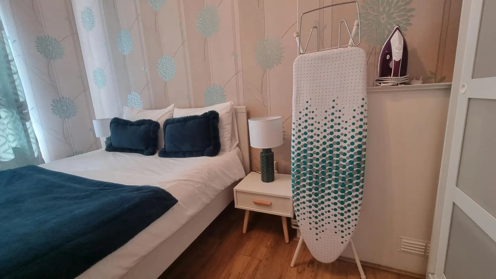 The Pearl Of Greenwich - Two Bedroom Flat Next To Cutty Sark London Apartment